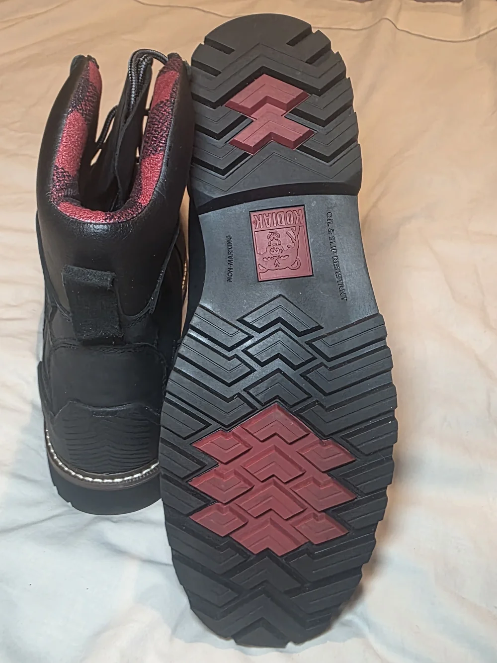 Men's Black Work Boots - Insulated Lace-Up Safety Boot